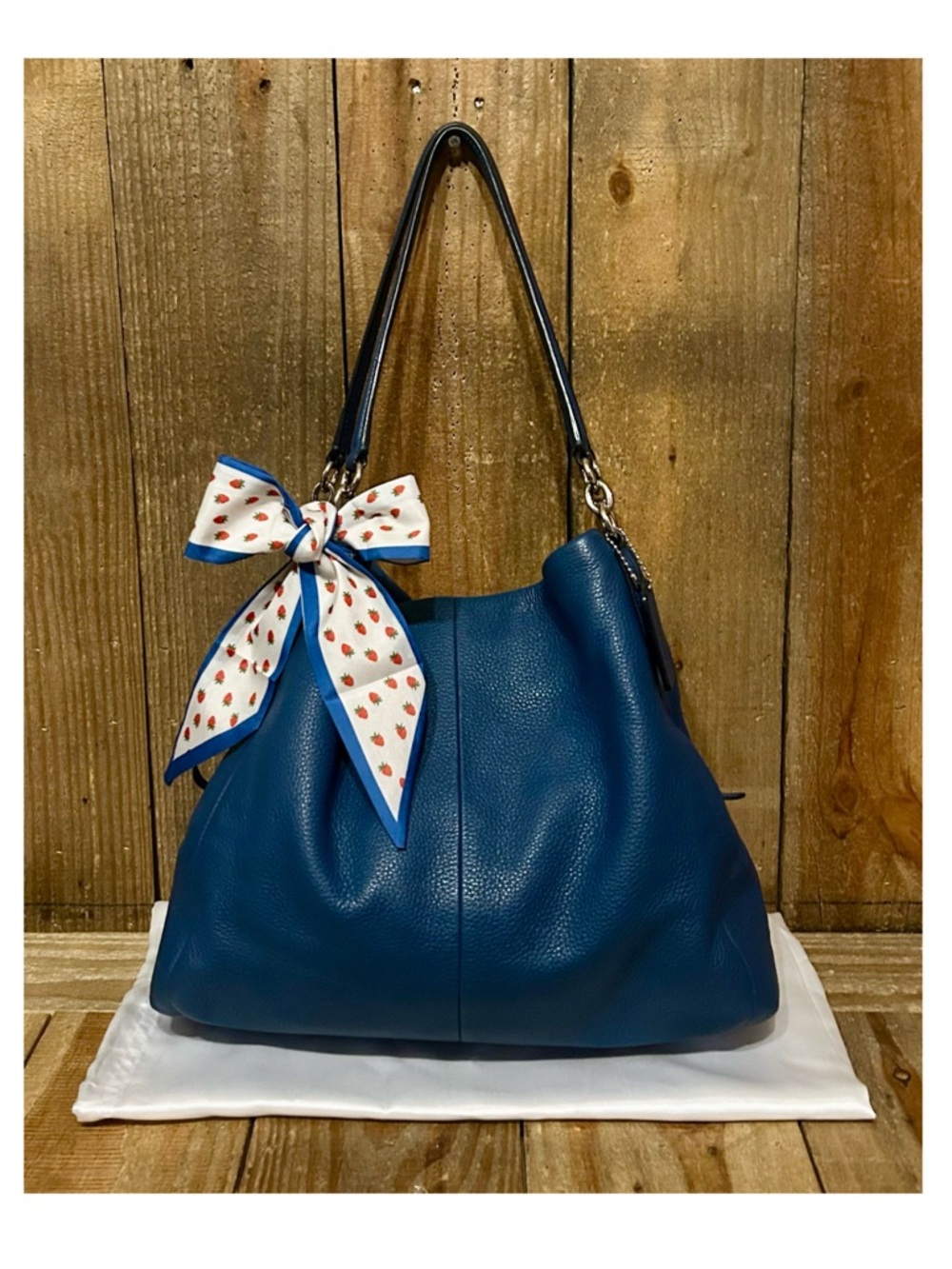 Coach. 4 Piece Set: Madison Phoebe Bag with Free Wristlet, Scarf & Dust Bag. - Picture 3 of 16